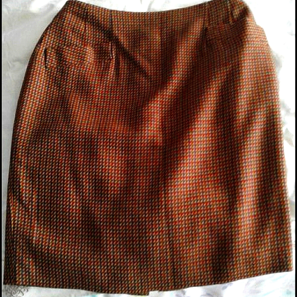 Wool skirt